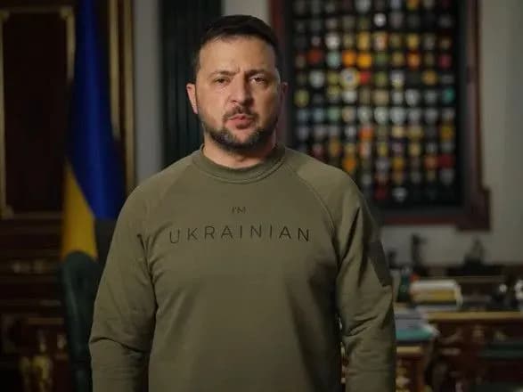 zelenskiy-pro-viyskovu-dopomogu-ssha-u-vorogiv-ne-maye-buti-ilyuziy-nibi-zakhist-svobodi-mozhe-ne-vitrimati-oboronnogo-marafonu