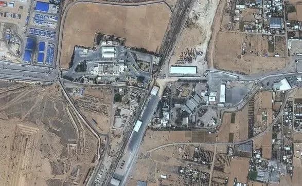 khamas-namagayetsya-vivesti-poranenikh-biytsiv-z-evakuyovanimi-tsivilnimi-chinovnik-ssha