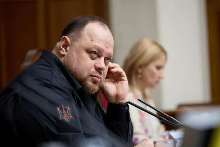 nikakikh-russkikh-natsmenshinstv-v-ukraine-net-i-ne-mozhet-bit-glava-verkhovnoi-radi