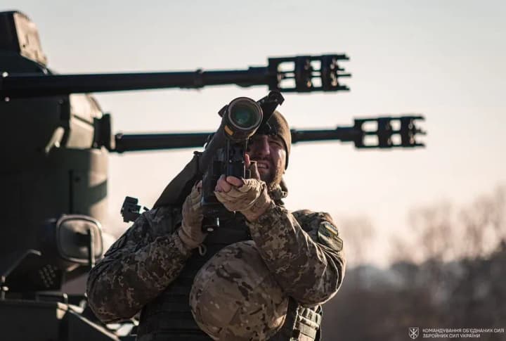 ukrainskaya-pvo-imeet-dostatochno-boepripasov-chtobi-otrazit-yeshche-neskolko-moshchnikh-atak-rf-naev