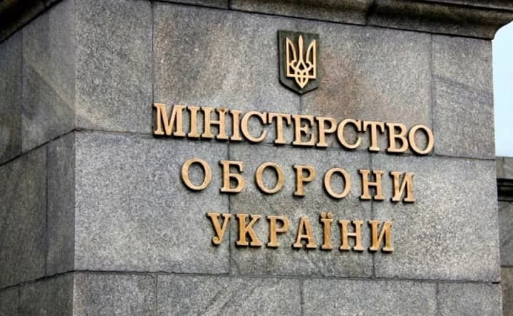 bolee-2-000-ukraintsev-podali-zayavleniya-na-postuplenie-v-armiyu-v-ramkakh-kampanii-bud-soboi