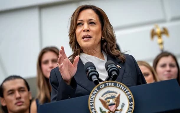 kamala-harris-vyperedzhaie-baidena-u-perehonakh-proty-trampa-bloomberg