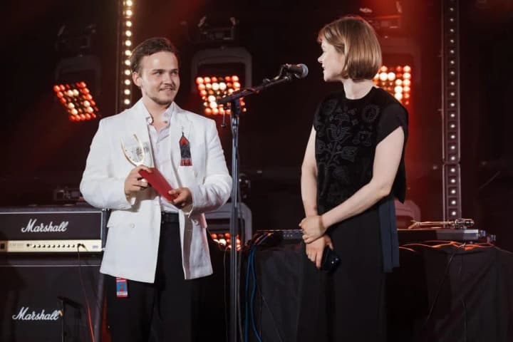 brend-stella-artois-vidznachyv-kinorobotu-molodoho-ukrainskoho-kinorezhysera-unikalnoiu-nahorodoiu-stella-award