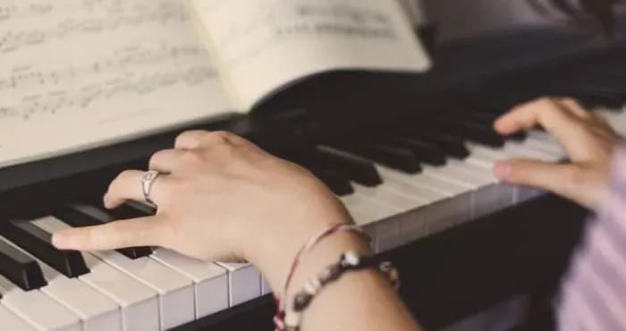 v-ukraini-stvoryt-kadrovyi-rezerv-iz-pratsivnykiv-sfery-kultury-dlia-roboty-na-deokupovanykh-terytoriiakh