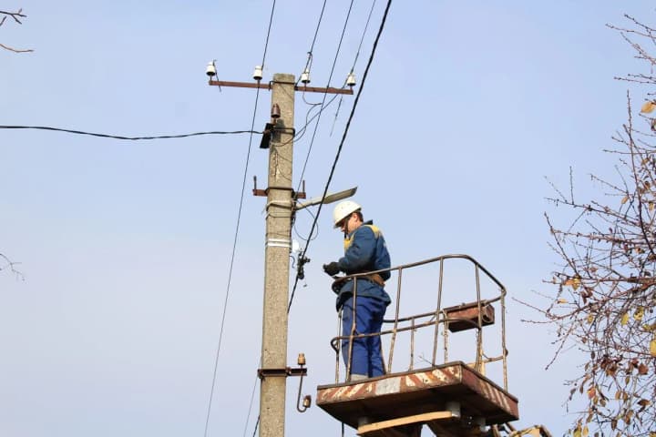 kherson-chastkovo-znestrumleno-cherez-rosiiski-obstrily