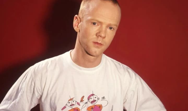 oni-anti-trans-vokalist-bronski-beat-isklyuchaet-pesnyu-smalltown-boy-iz-filma-lgb-alliance