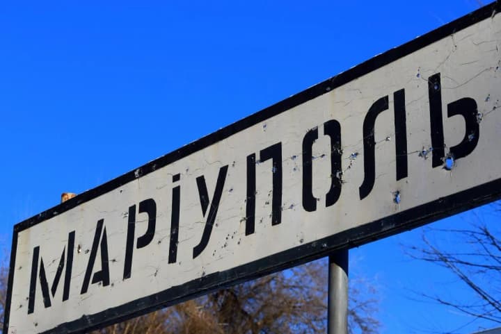 v-mariupole-voennii-dzhip-okkupantov-stal-prichinoi-smertelnogo-dtp