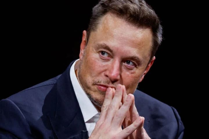 musk-criticizes-trumps-dollar500-billion-ai-project-presidents-staff-is-furious