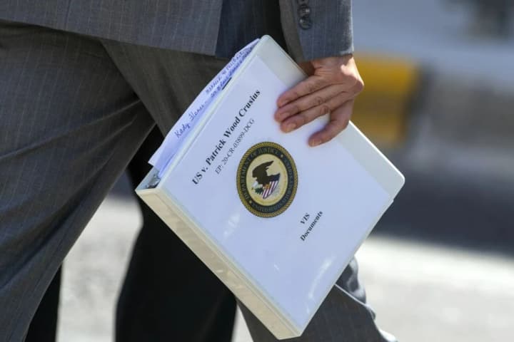 amerykantsiu-yakyi-rozstriliav-23-liudyny-u-mahazyni-walmart-proponuiut-vyznaty-provynu-shchob-unyknuty-smertnoi-kary