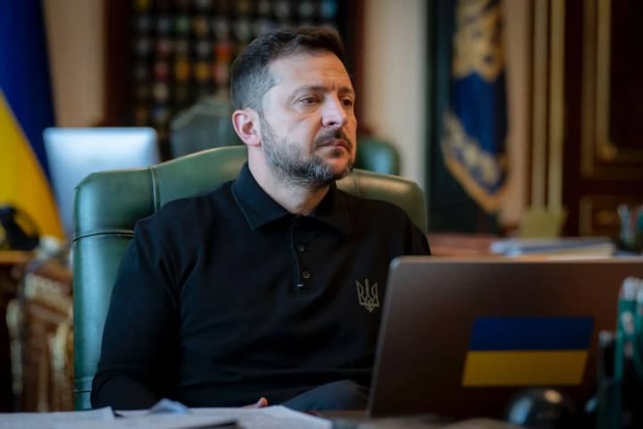 zelenskyi-ukraina-ne-vykliuchaie-zhodnoho-formatu-dlia-prypynennia-vohniu-i-v-podalshomu-do-myru