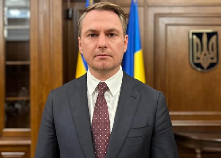 meni-potribni-liudy-yaki-zdatni-diiaty-henprokuror-ruslan-kravchenko-skasuvav-polozhennia-pro-poriadok-doboru-kandydativ-do-kadrovoho-rezervu