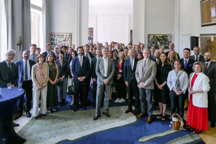 sozdanie-mezhdunarodnoi-komissii-po-rassmotreniyu-zayavlenii-ob-ushcherbe-prichinennom-ukraine-v-gaage-sostoyalsya-tretii-raund-peregovorov