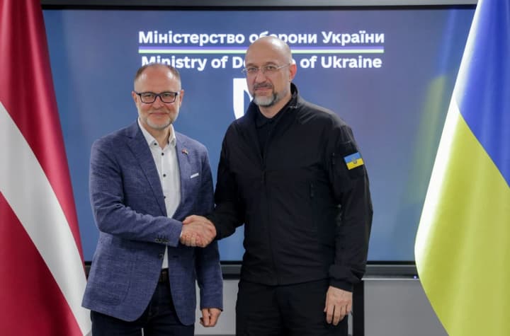 shmigal-obsudil-s-latviei-novie-shagi-oboronnogo-sotrudnichestva-i-podderzhki-ukraini