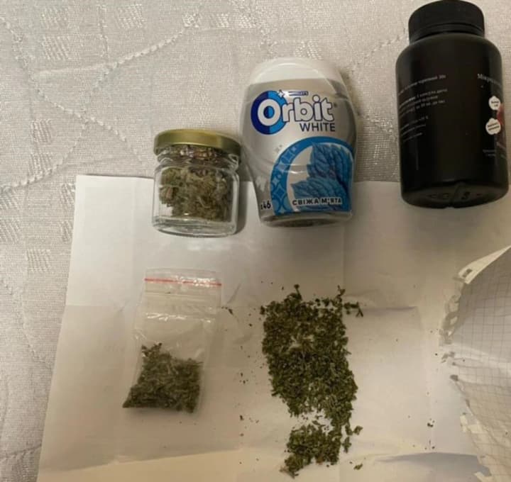 za-1-tis-dollarov-priznaval-voditelei-trezvimi-vrachu-narkologu-soobshchili-o-podozrenii