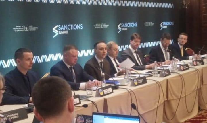 bolee-500-subektov-energeticheskogo-sektora-rf-v-2025-godu-popali-pod-sanktsionnie-ogranicheniya-svru