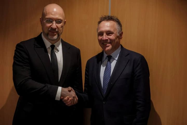 ukraina-ta-norvehiia-rozpochnut-spilne-vyrobnytstvo-droniv-pidpysano-dokument-minoborony