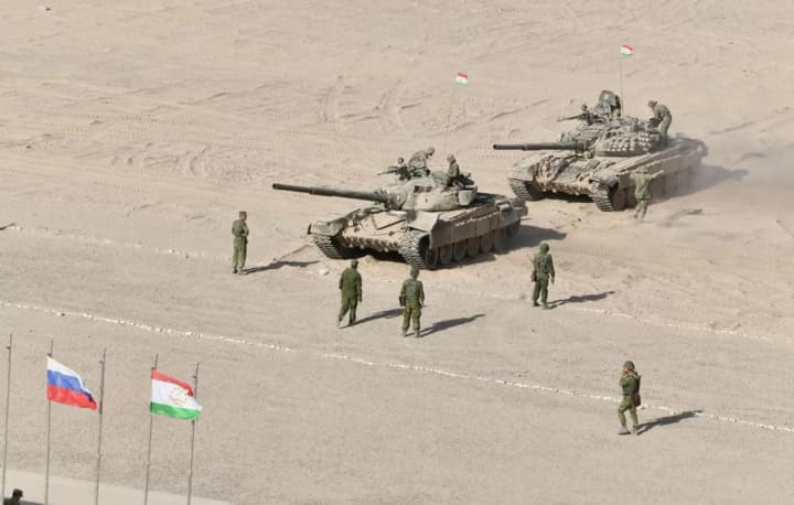 tadzhykystan-obhovoriuie-z-rosiieiu-spilne-patruliuvannia-afhanskoho-kordonu