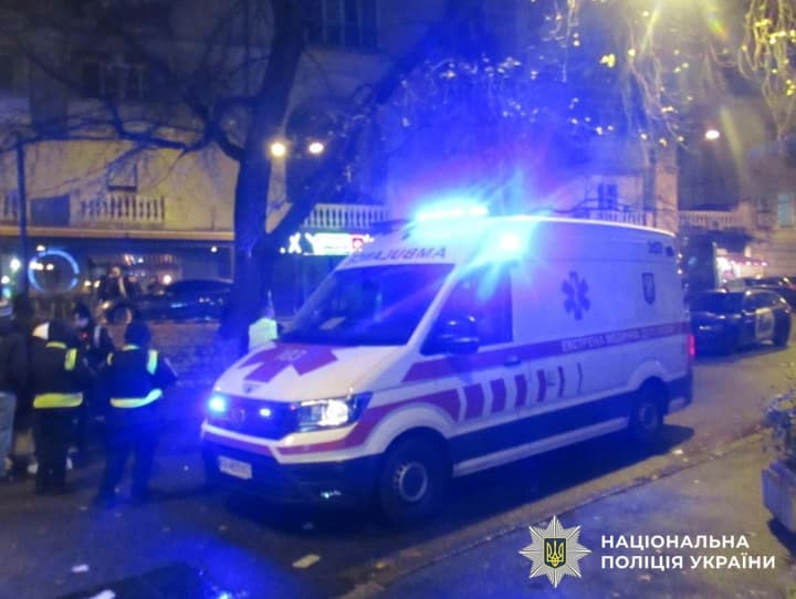 boets-mma-izbil-prokhozhego-na-stolichnom-kreshchatike-yego-zaderzhali-politsiya