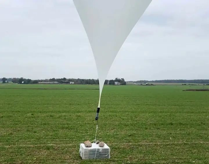 lithuania-declares-state-of-emergency-due-to-balloons-from-belarus