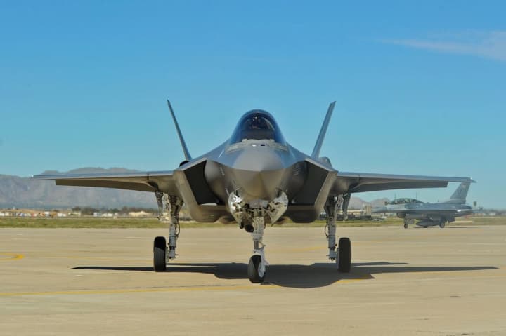 us-ambassador-sets-condition-for-turkeys-return-to-f-35-program