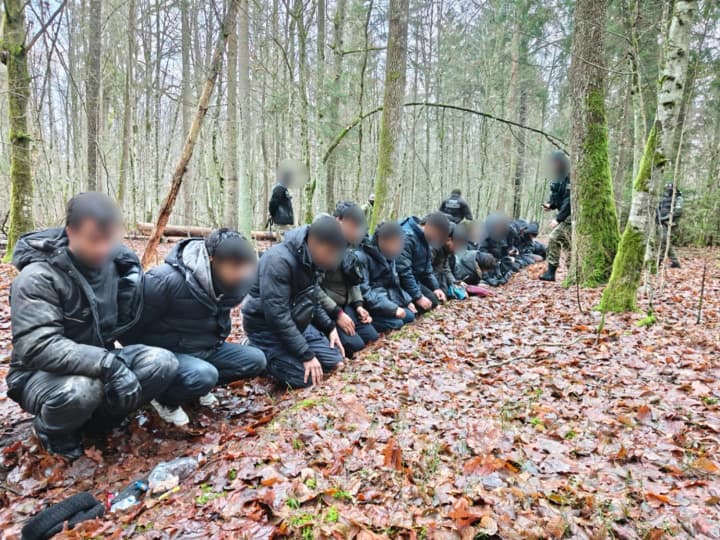 v-polshe-obnaruzhili-tonnel-pod-granitsei-s-belarusyu-zaderzhano-bolee-130-chelovek