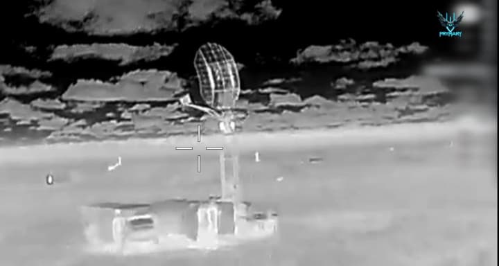 gur-virvalo-glaza-s-400-triumf-v-krimu-unichtozhiv-dve-rls