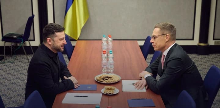 zelenskii-i-stubb-vstretilis-v-berline-stali-izvestni-detali-razgovora