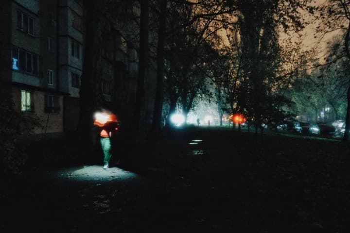 maizhe-330-tysiach-rodyn-na-odeshchyni-otrymaly-svitlo-pislia-rosiiskoho-obstrilu