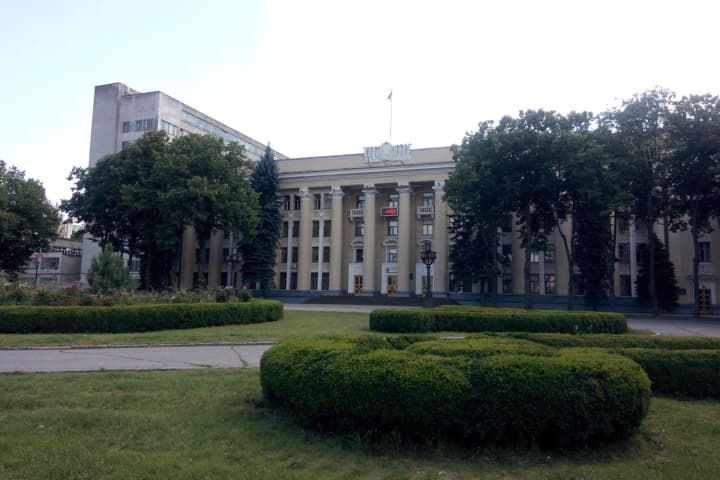 rada-prodlila-spetsialnie-pravila-raboti-yuzhmasha-do-2027-goda-prinyat-zakon