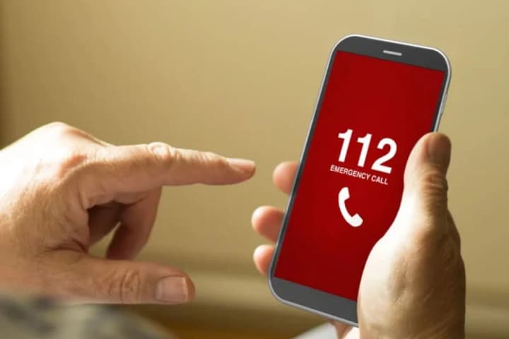 v-ukraini-zapustyly-zastosunok-ekstrenoi-dopomohy-112-yakyi-pratsiuie-bez-mobilnoho-zviazku