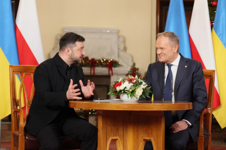 ukraina-zakhyshchaie-polshchu-vid-rosii-zelenskyi-ta-tusk-provely-zustrich-u-varshavi