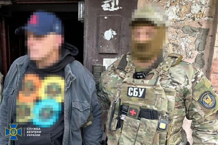 russian-agent-detained-for-attempting-to-set-up-video-traps-on-dnipro-highways-to-monitor-the-armed-forces-of-ukraine