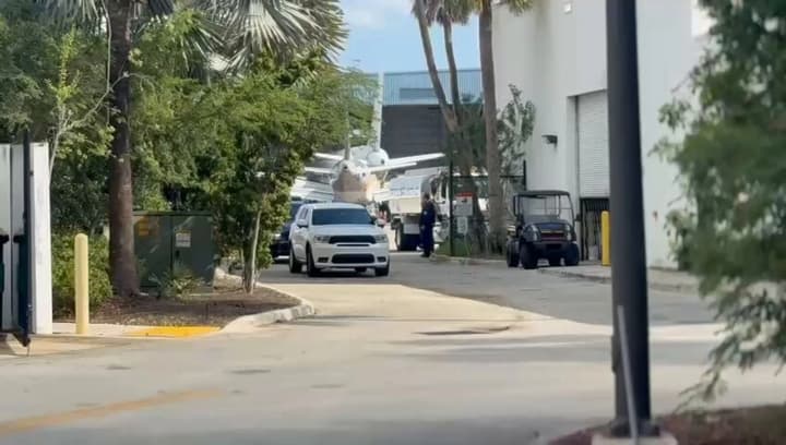 poslannik-putina-dmitriev-pribil-v-maiami-dlya-peregovorov-s-vitkoffom-i-kushnerom-smi