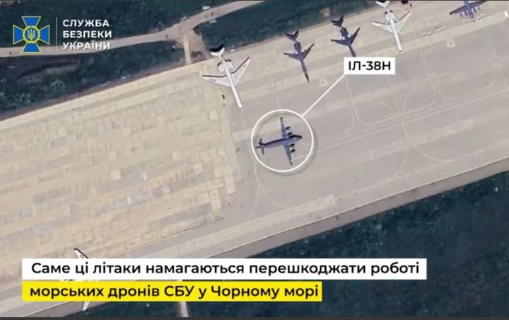before-the-submarines-destruction-in-novorossiysk-the-sbu-hit-the-il-38n-maritime-reconnaissance-aircraft-new-details-of-the-unique-special-operation