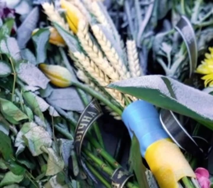 vo-lvove-speli-skorbnie-kolyadki-po-pogibshim-na-voine-ukraintsam