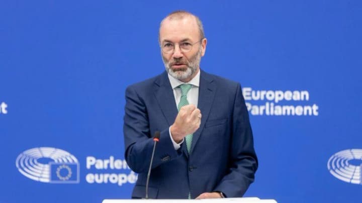 treba-rozmistyty-yevropeiskykh-viiskovykh-v-ukraini-holova-yevropeiskoi-narodnoi-partii-veber