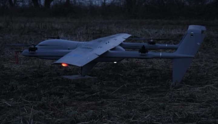 russian-federation-under-drone-attack-partial-flight-restrictions-at-vnukovo-airport-russian-ministry-of-defense-reports-dozens-of-downed-drones
