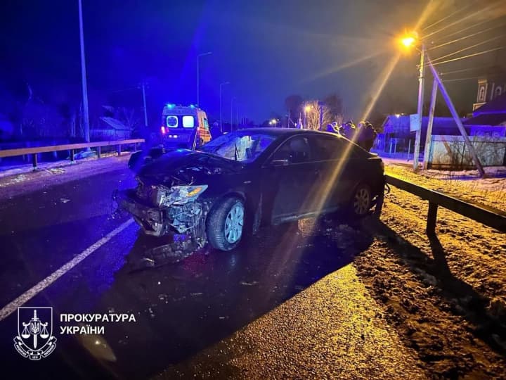 in-rivne-region-a-23-year-old-intoxicated-law-enforcement-officer-hit-a-woman-on-an-electric-bicycle-and-fled