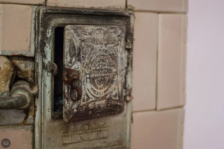 v-nikolaevskoi-oblasti-zhenshchina-i-rebenok-otravilis-ugarnim-gazom-v-sobstvennom-dome-gschs