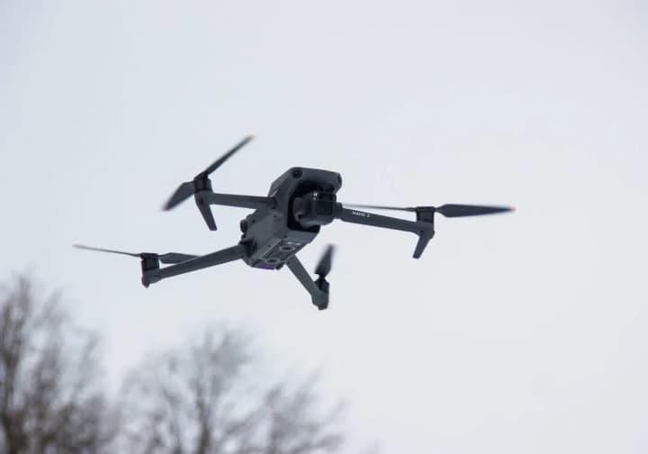 uhrupovannia-viisk-kursk-ne-fiksuvalo-u-svoii-zoni-vidpovidalnosti-proloty-fpv-droniv-u-napriamku-sum