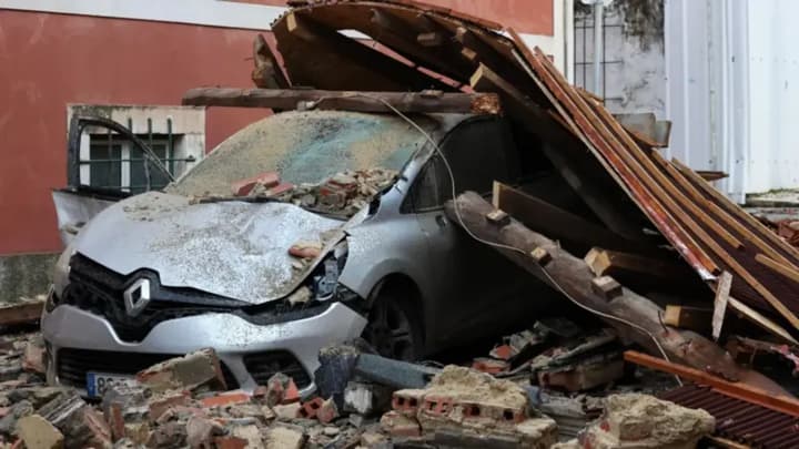 hurricane-christine-hits-portugal-five-dead-and-widespread-destruction