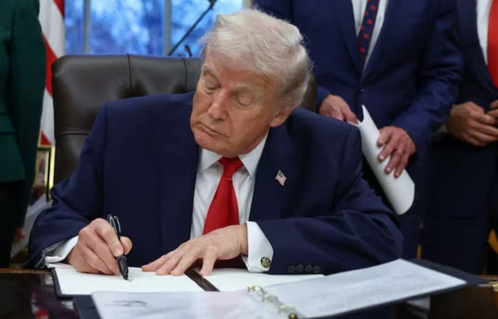 trump-sues-irs-and-us-treasury-for-dollar10-billion