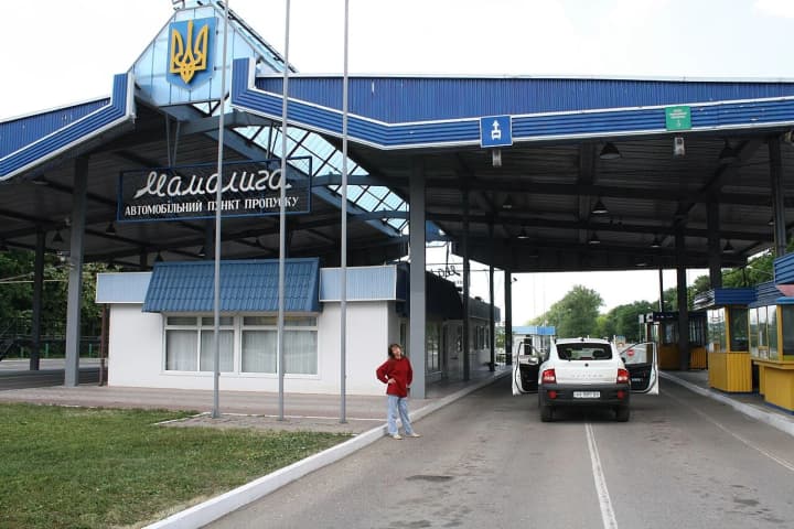 at-all-ukrainian-checkpoints-on-the-border-with-moldova-border-control-is-carried-out-as-usual-sbgs