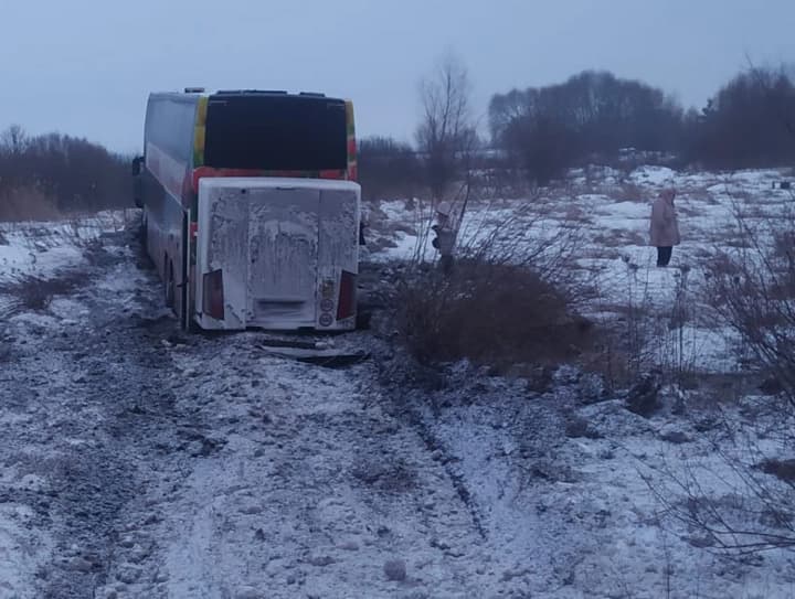 avtobus-zletiv-z-trasy-lviv-lutsk-try-pasazhyrky-postrazhdaly