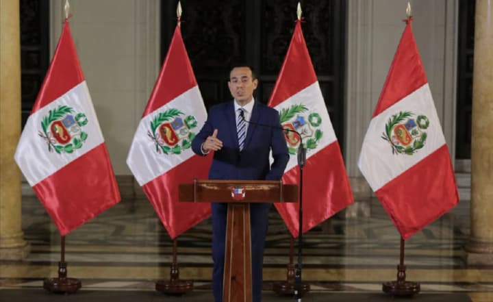 parlament-peru-usunuv-tymchasovoho-prezydenta-khose-kheri-z-posady