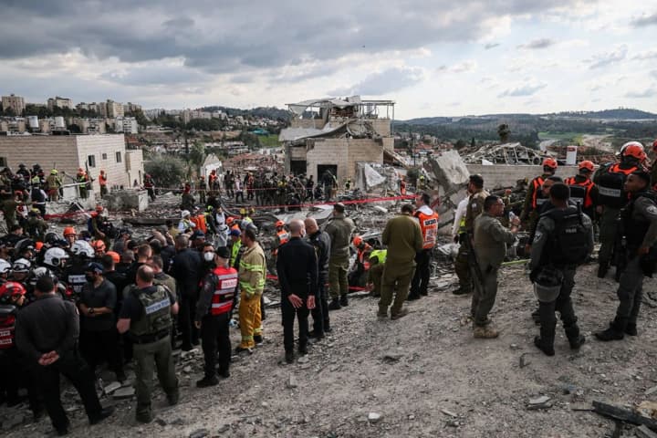 v-izrailskom-gorode-beit-shemesh-rastet-chislo-zhertv-iranskogo-udara