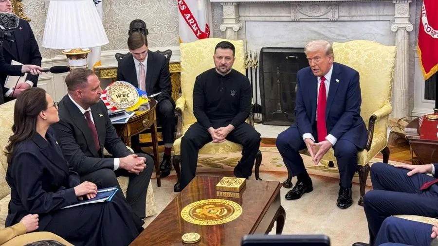 Эксперт по языку тела объяснила эмоции во время перепалки Трампа и