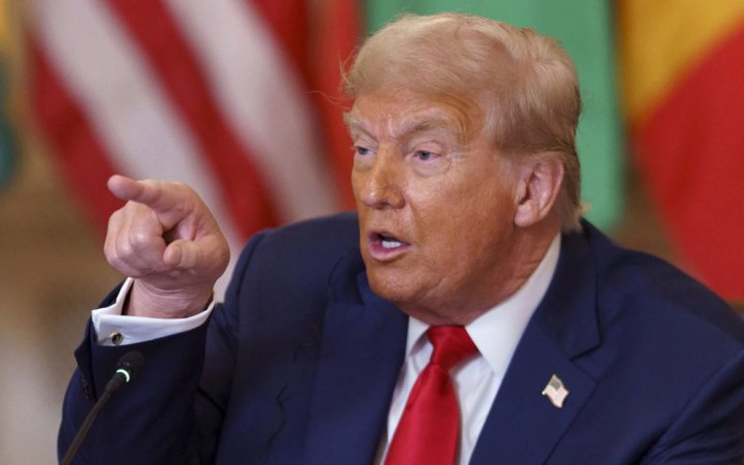 Трамп планує особисто патрулювати вулиці Вашингтона з поліцією та військовими - CNN