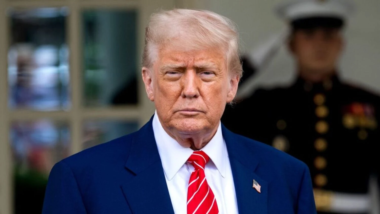 Трамп вважає, що Україні доведеться погодитися на угоду переважно на умовах росії, щоб зупинити війну - Politico