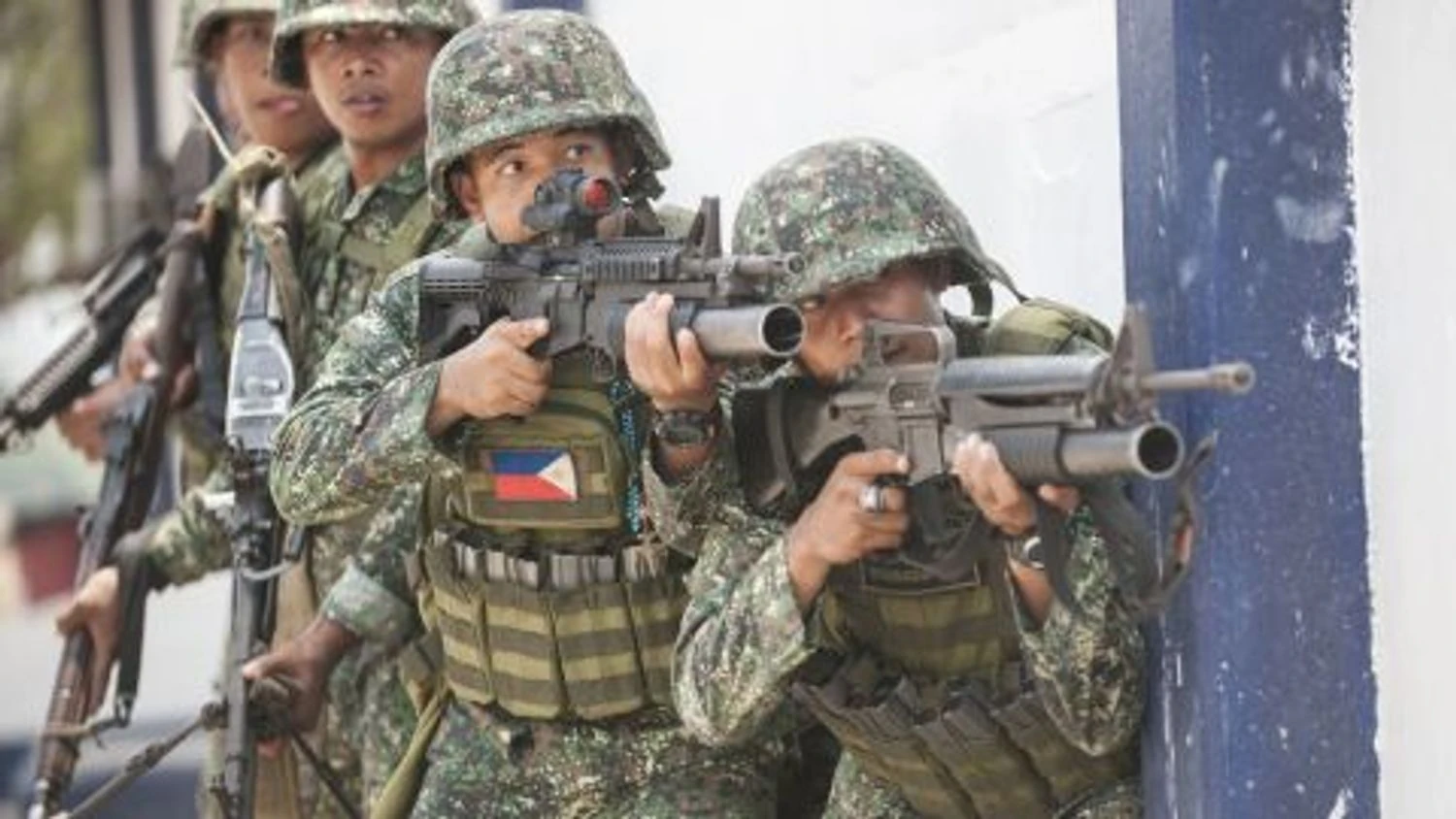 Philippines and Canada sign military pact to deter China